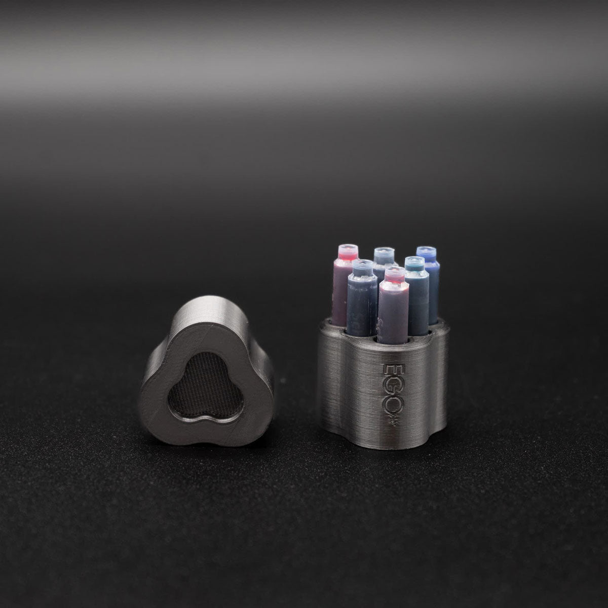 TRILOBY INK - Cartuccera con chiusura magnetica - EGOUNDESIGN