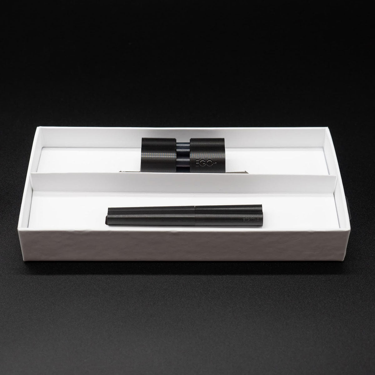 TRILOBY INK - Cartuccera con chiusura magnetica confezione aperta - EGOUNDESIGN