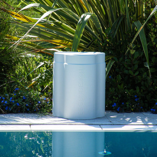 SIBI seat, coffee table, white container for indoors and outdoors by the pool