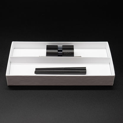 TRILOBY INK - Cartuccera con chiusura magnetica confezione aperta - EGOUNDESIGN